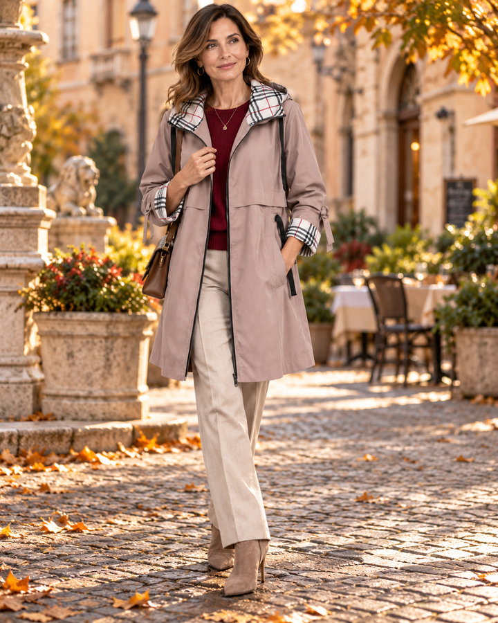 Assuntina™ | Giacca lunga con cappuccio e vita regolabile