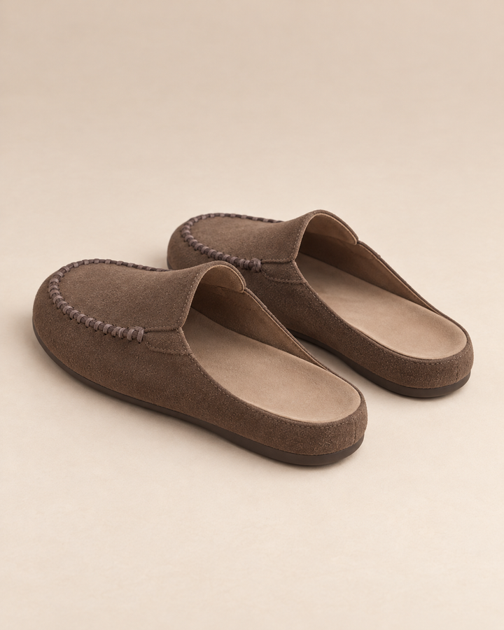 Ciabatte da donna a punta larga e chiusa, modello mule