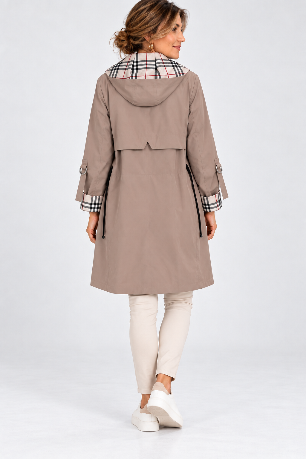 Assuntina™ | Giacca lunga con cappuccio e vita regolabile
