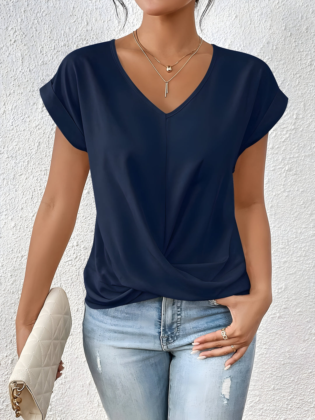 Sandra | Elegante Top con Scollatura a V e Twist Frontale